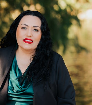 Portrait of Crystal Blanco, REALTOR®.