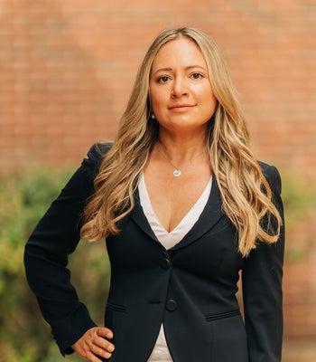 Portrait of Anya Hirabayshi, REALTOR®.