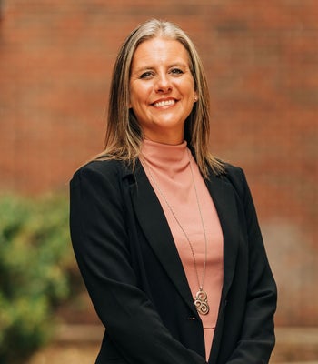 Portrait of Danielle King, Property Manager.