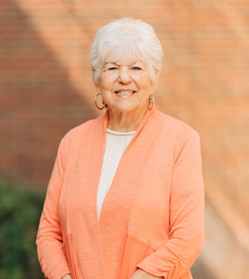 Portrait of Linda Pinson, REALTOR®