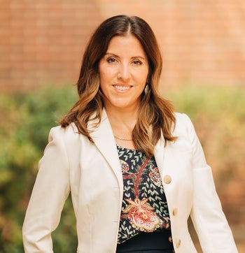Portrait of Arleen Diaz, REALTOR®