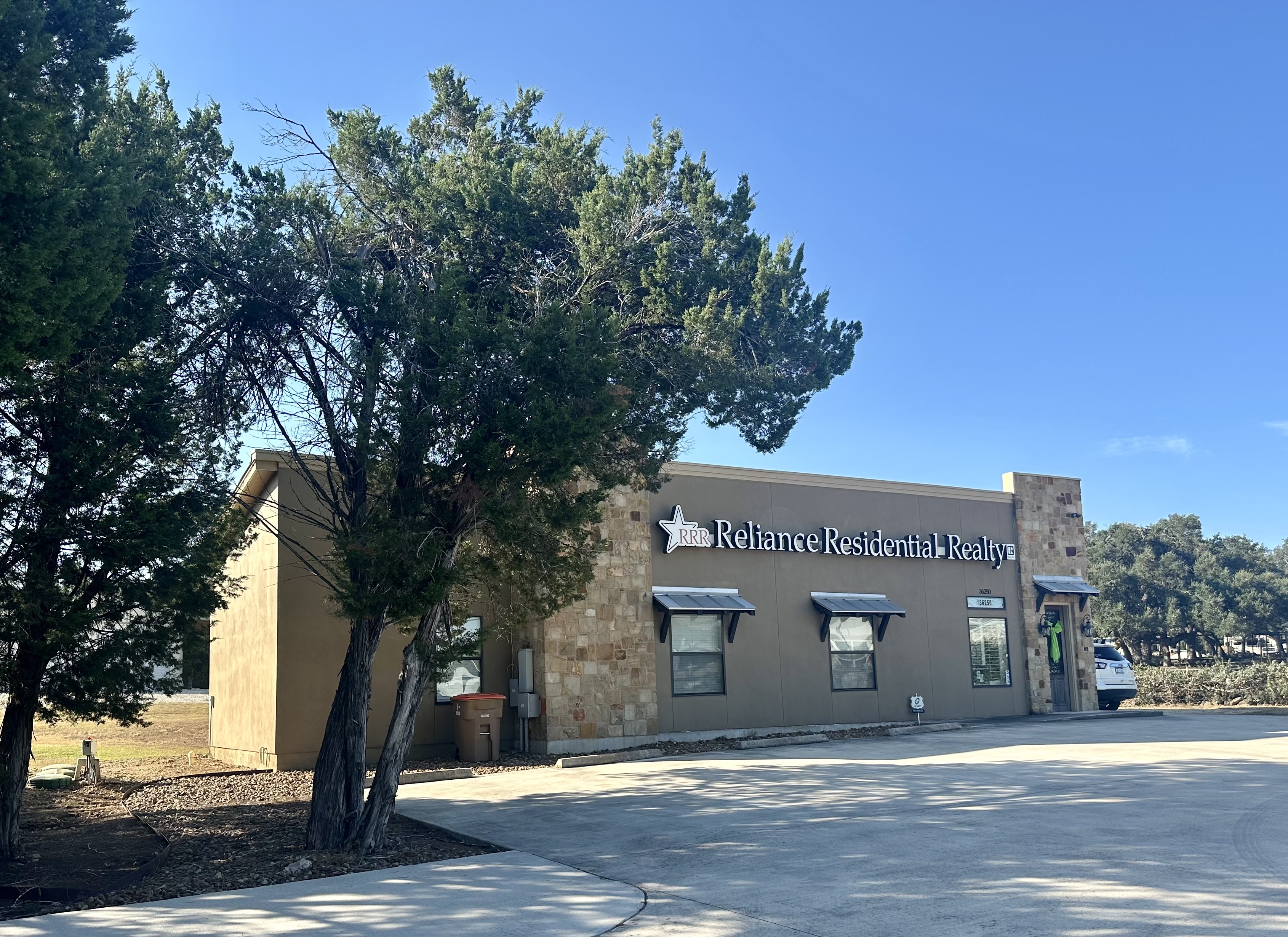 Reliance Realty Bulverde Office